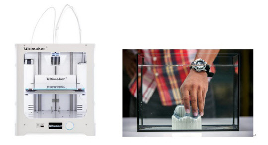 Ultimaker 3 (얼티메이커 3) 및 수용성 필라멘트 제거 중 이미지